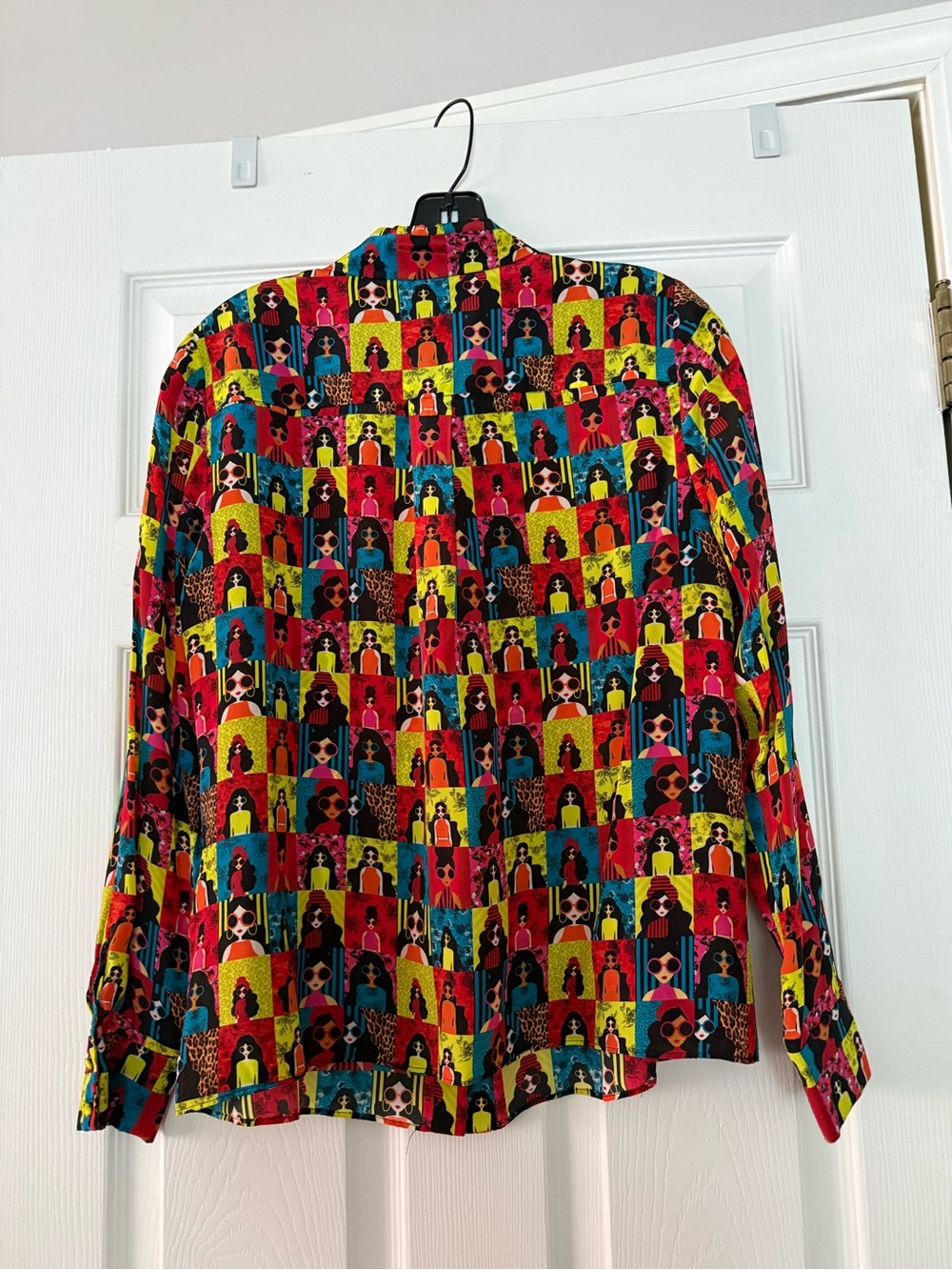 Alice + Olivia Multicolor Pop Art Print Blouse - Picture 2 of 10